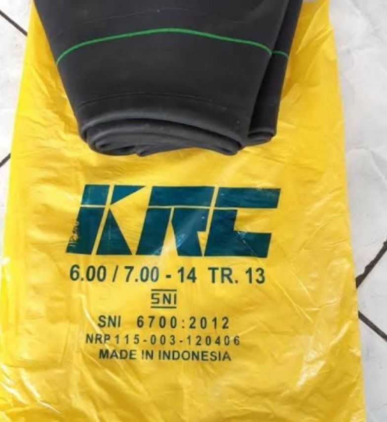 Ban dalam mobil